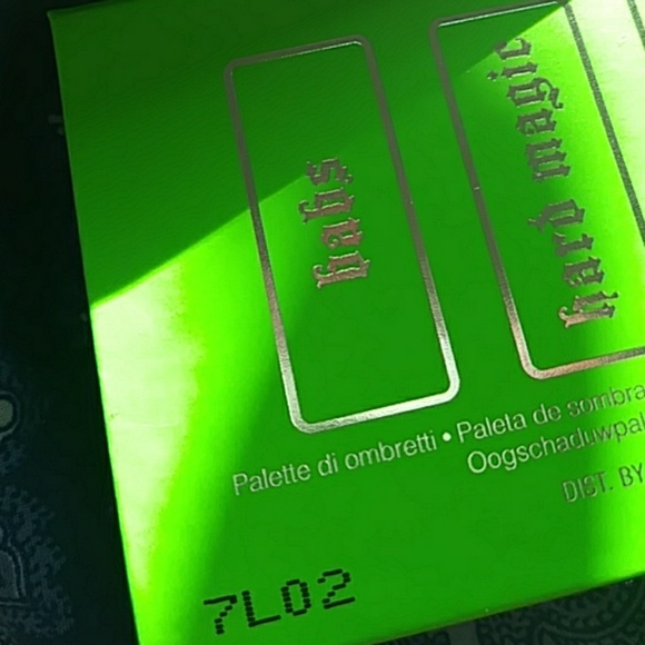 💜Kat Von D's "I Am Divine" Palette 💜Lipstick💋 - Picture 6 of 7